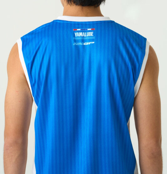 เสื้อแขนกุด มุมที่ 4